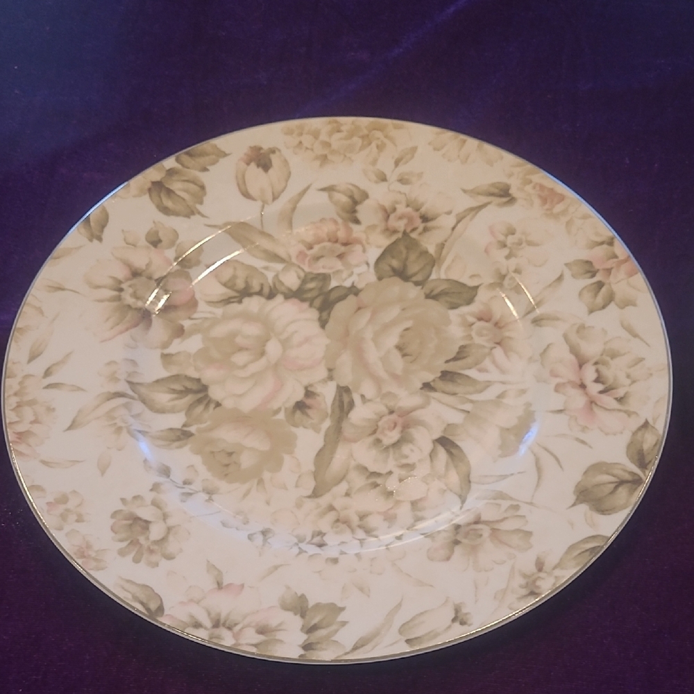 2 PTS INTERNATIONAL INTERIORS Rare Antique Rose Dinner Plates (2)
